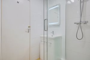 Shower Room- click for photo gallery